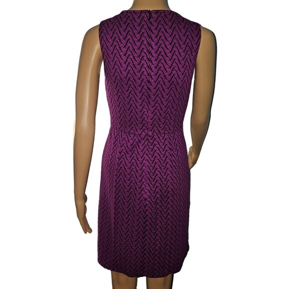 41‎ HAWTHORN | Jace Abstract Chevron Dress - Women | Color: Purple | Size: XS - Picture 4 of 11